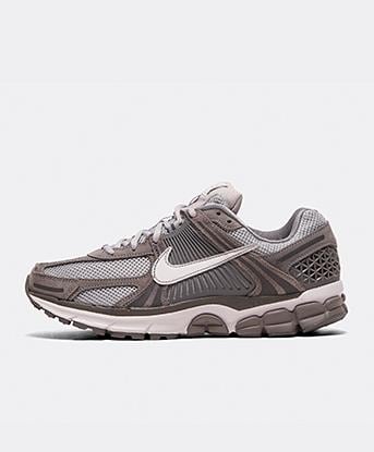 Zoom Vomero 5 Trainer