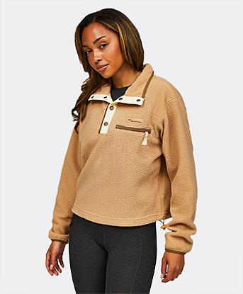 Womens Helvetia Snap Fleece