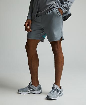 Distance Woven Running Short