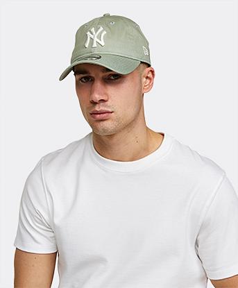 NY Yankees League Essential 9TWENTY Adjustable Cap