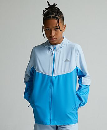 Junior Ontera Windrunner