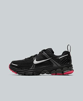 Junior Zoom Vomero 5 'Pink Blast' Trainer