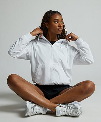 Womens Essential Woven Jacket