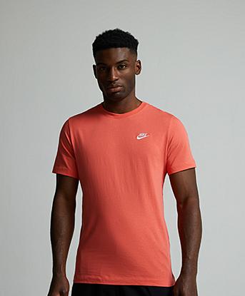 Club T-Shirt