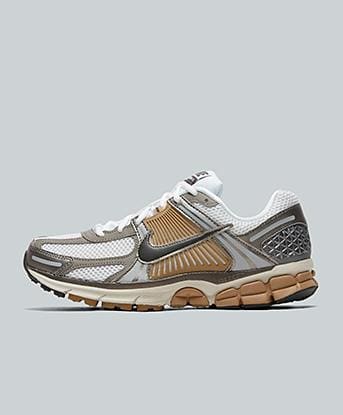 Zoom Vomero 5 'Metallic Pewter' Trainer
