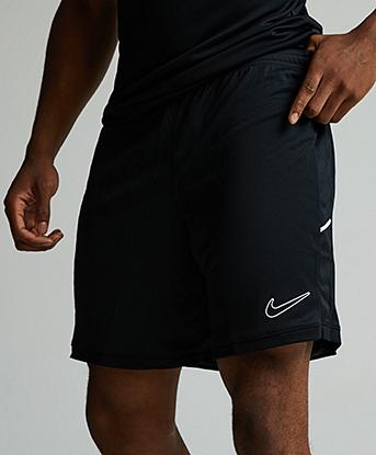 Academy 25 Short