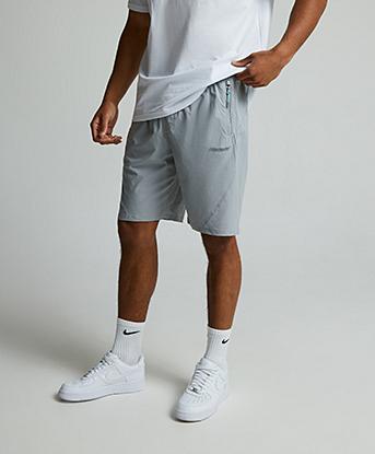 Vandal Woven Short