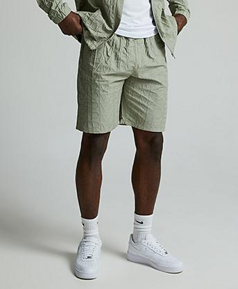 Hoax Repeat Stitch Woven Short