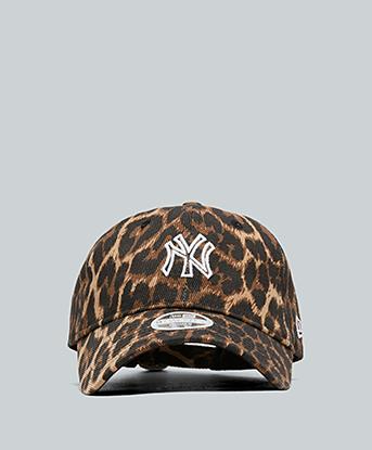 Womens NY Yankees MLB Outline Leopard 9TWENTY Cap