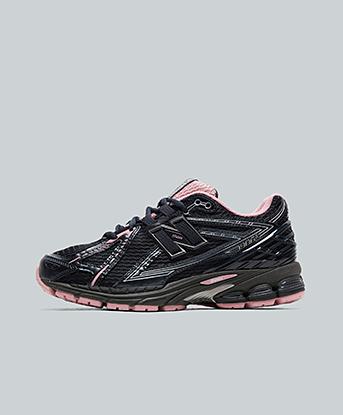 Womens 1906R Trainer