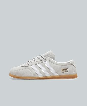 adidas gazelle silver green womens HANDBALL SPEZIAL W ALUMIN/CLESKY/GUM1  Active Athlete 88