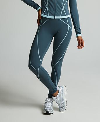 women's activewear sets nike