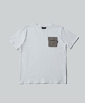 Junior Contrast Pocket T-Shirt
