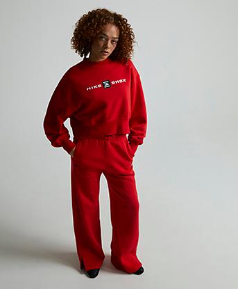 red nike pullover women's