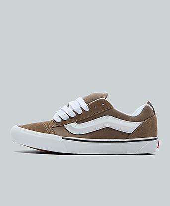 【新品】VANS V66N FELT CLASSIC SKOOL HI ベージュ 27.5cm Old Skool Shoes in Black| Vans UK