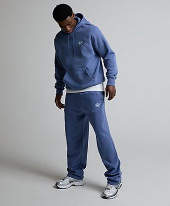 nike tracksuit mens outlet