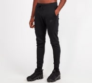 black pants nike air force 1