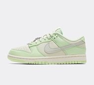 Nike Womens Dunk Low Trainer - Green - Size 3