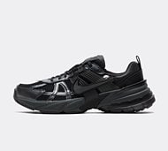 Nike V2K Run Trainer - Black - Size 9
