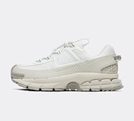 Nike Womens Zoom Vomero Roam Trainer - White - Size 3