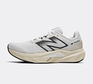 New Balance Womens FuelCell Propel v5 Trainer - White - Size 3.5