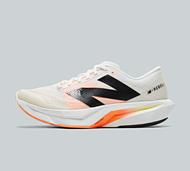 New Balance FuelCell Rebel v4 Trainer - White - Size 9