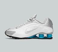 Nike Shox R4 Trainer - White - Size 7