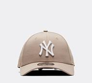 New Era NY Yankees 9FORTY Adjustable Cap - Beige - Size ONE SIZE