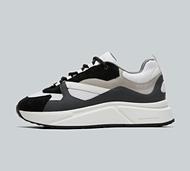 Madison Kohl MK Runner - Grey - Size 6